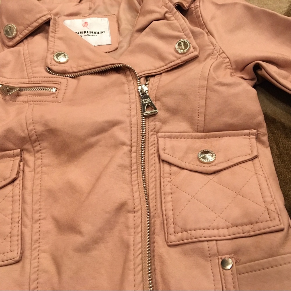 🌸SALE🌸Urban Republic- faux leather jacket - Picture 4 of 8